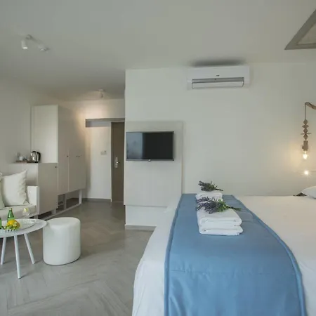 ホテル Infinity Blu - Designed For Adults 4*